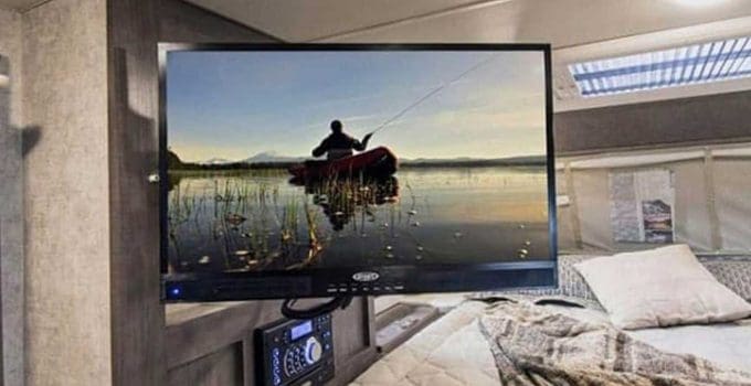 how to watch TV in an RV